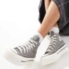 Converse Chuck 70 Trek Hi Trainers In Grey For Unisex -Converse Shop 205449612 1 grey