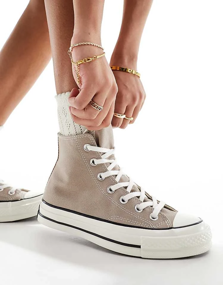 Converse Chuck 70 Hi Trainers In Khaki Brown For Unisex 6 Converse Chuck 70 Hi Trainers In Khaki Brown For Unisex - Image 4