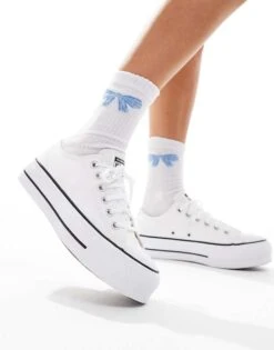 Converse Chuck Taylor All Star Lift Ox Wide Fit Trainers In White For Women