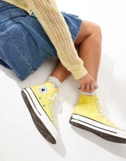 Converse Chuck 70 Hi Trainers In Yellow For Women