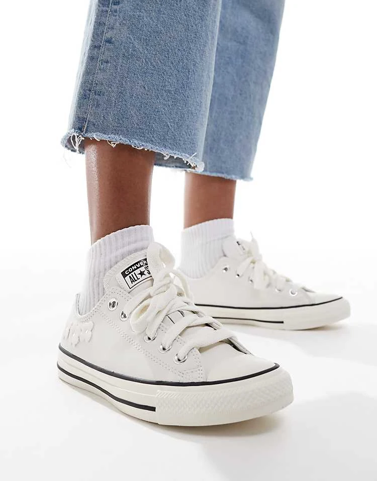 Converse Chuck Taylor All Star Ox Trainers In Off-white For Women Cream 8 Converse Chuck Taylor All Star Ox Trainers In Off-white For Women Cream - Image 6