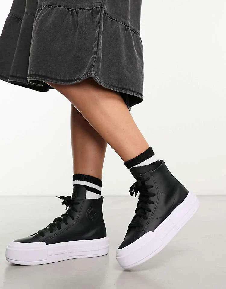 Converse Chuck Taylor All Star Hi Cruise Trainers In Black And White For Unisex 6 Converse Chuck Taylor All Star Hi Cruise Trainers In Black And White For Unisex - Image 4