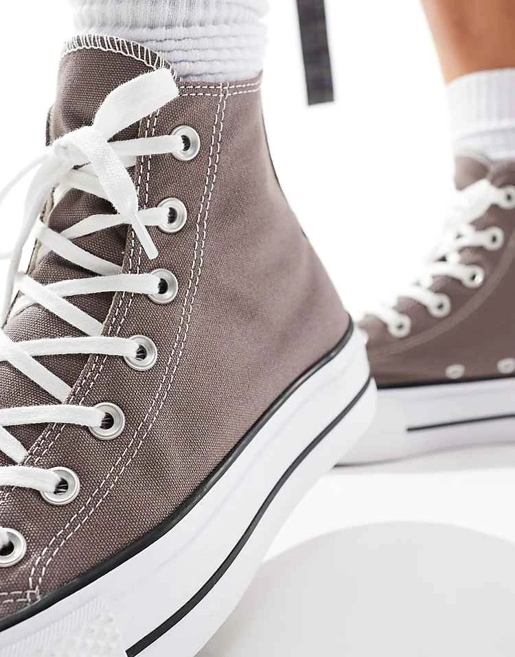 Converse Chuck Taylor All Star Hi Lift Trainers In Grey For Unisex 5 Converse Chuck Taylor All Star Hi Lift Trainers In Grey For Unisex - Image 3
