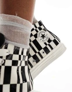 Converse Chuck 70 Hi Trainers In Black & White Checkerboard For Women 10 Converse Chuck 70 Hi Trainers In Black & White Checkerboard For Women -Converse Shop 206937629 3