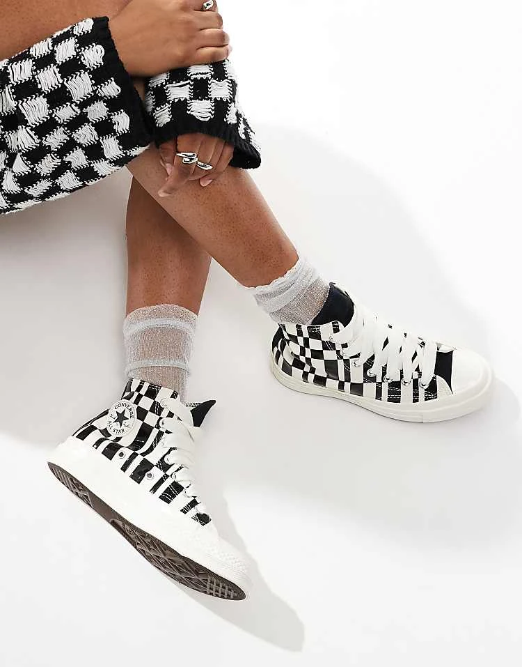 Converse Chuck 70 Hi Trainers In Black & White Checkerboard For Women 7 Converse Chuck 70 Hi Trainers In Black & White Checkerboard For Women - Image 5