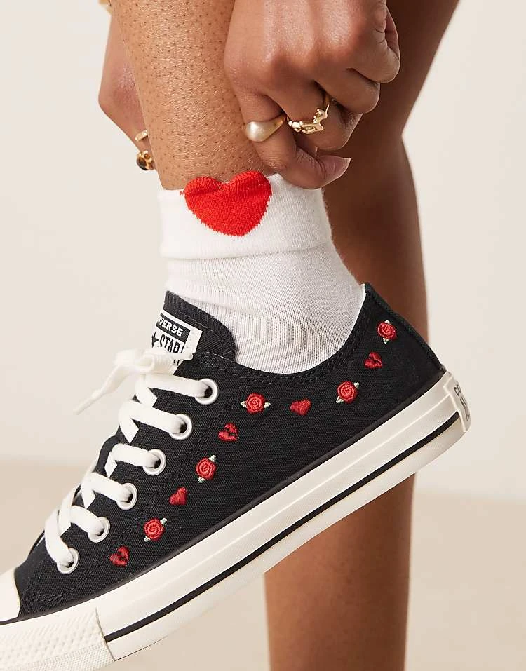 Converse Hearts Chuck Taylor Ox Trainers In Black With Roses For Women 6 Converse Hearts Chuck Taylor Ox Trainers In Black With Roses For Women - Image 4