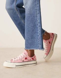 Converse Hearts Chuck 70 Ox Trainers In Pink With Roses For Women