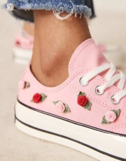 Converse Hearts Chuck 70 Ox Trainers In Pink With Roses For Women -Converse Shop 207334148 4