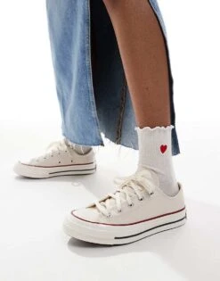 Converse Chuck 70 Ox Wide Fit Trainers In Cream For Women 10 Converse Chuck 70 Ox Wide Fit Trainers In Cream For Women -Converse Shop 207685183 3