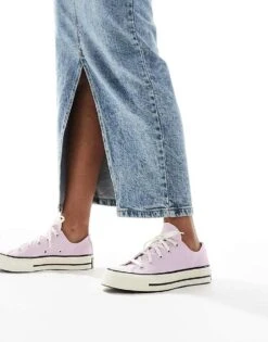 Converse Chuck 70 Ox Trainers In Light Pink For Unisex 11 Converse Chuck 70 Ox Trainers In Light Pink For Unisex -Converse Shop 207766207 1 pink 1